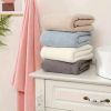 1PCS140*70CM CORAL VELVET BATH TOWEL IS MADE OF SOFT CORAL FLEECE FABRIC, WHICH HAS GOOD SKIN-FRIENDLINESS AND WATER ABSORPTION